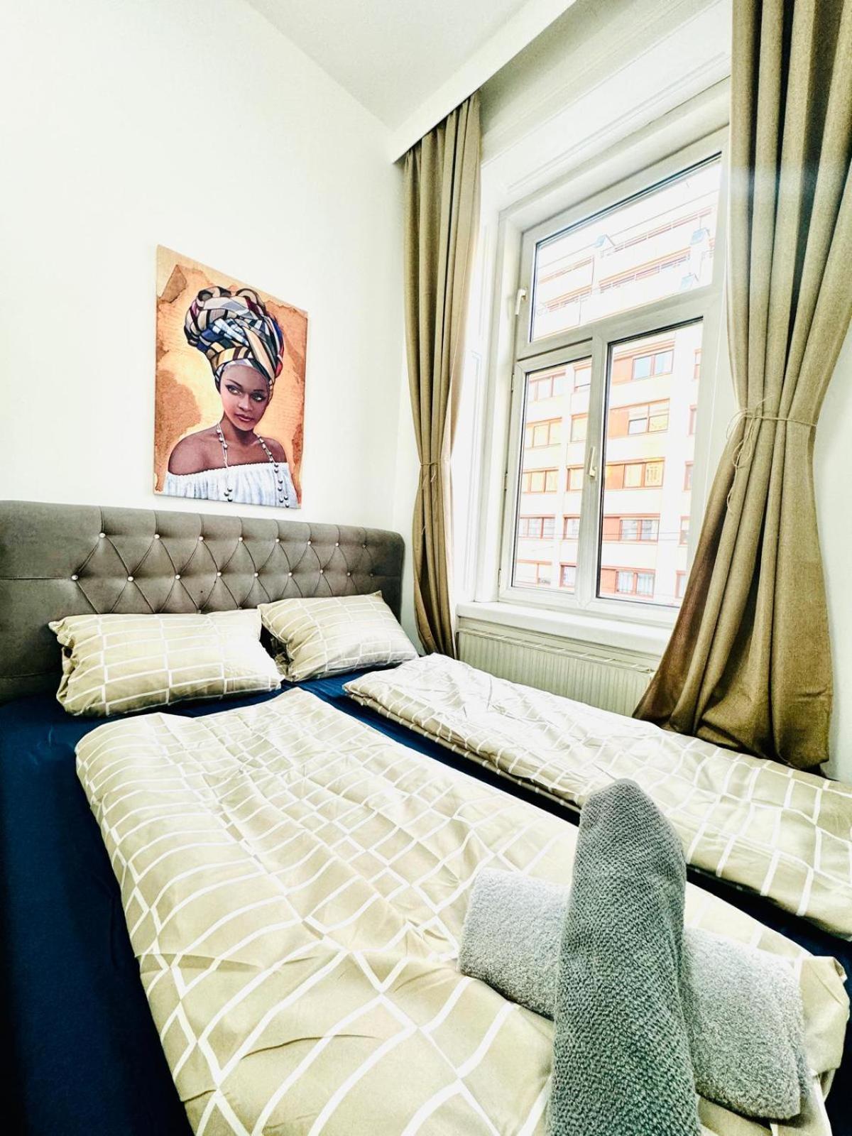 Cozy 9br Shared Apartment, Only 12min Walk To Augarten * Wien