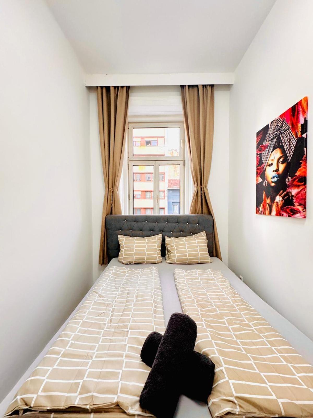 Apartment Cozy 9br Shared Apartment, Only 12min Walk To Augarten Wien