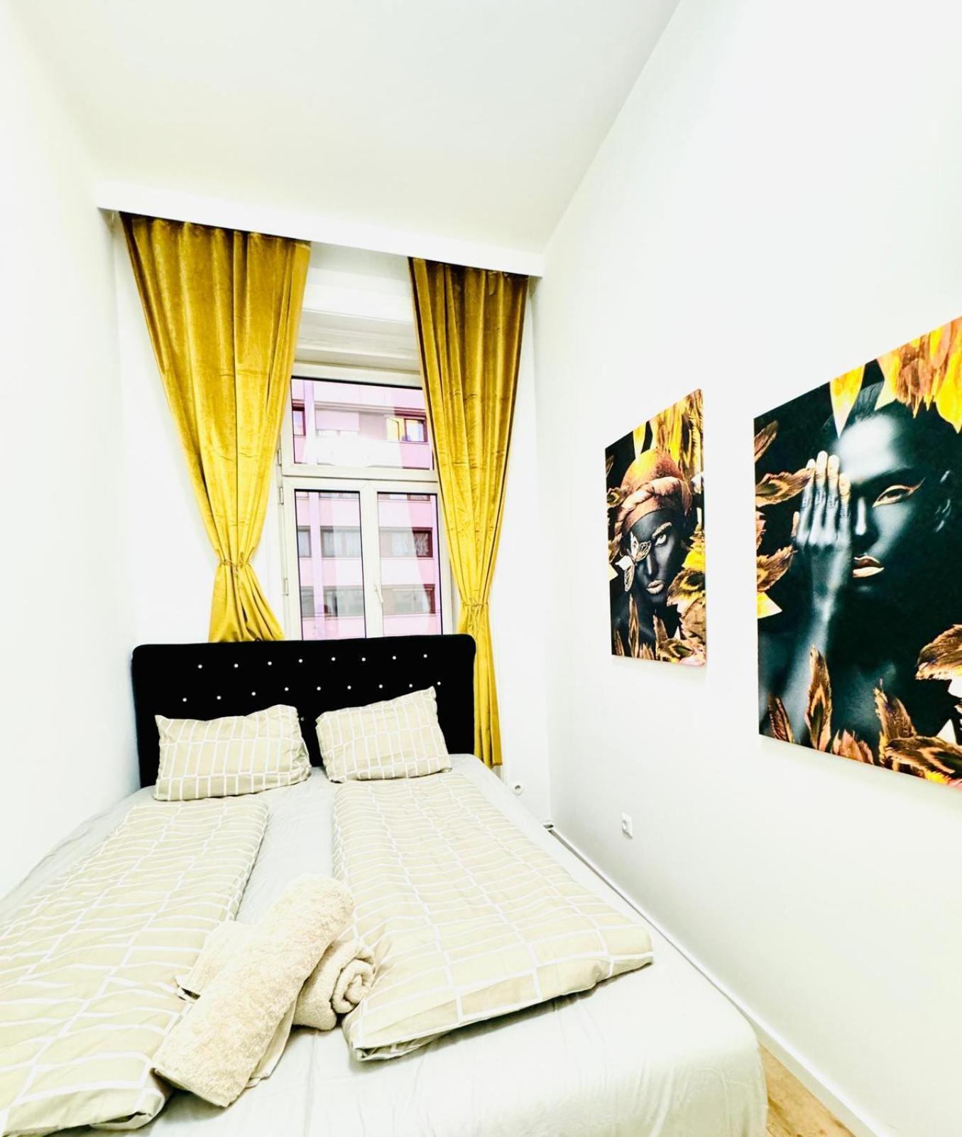 Cozy 9br Shared Apartment, Only 12min Walk To Augarten * Wien