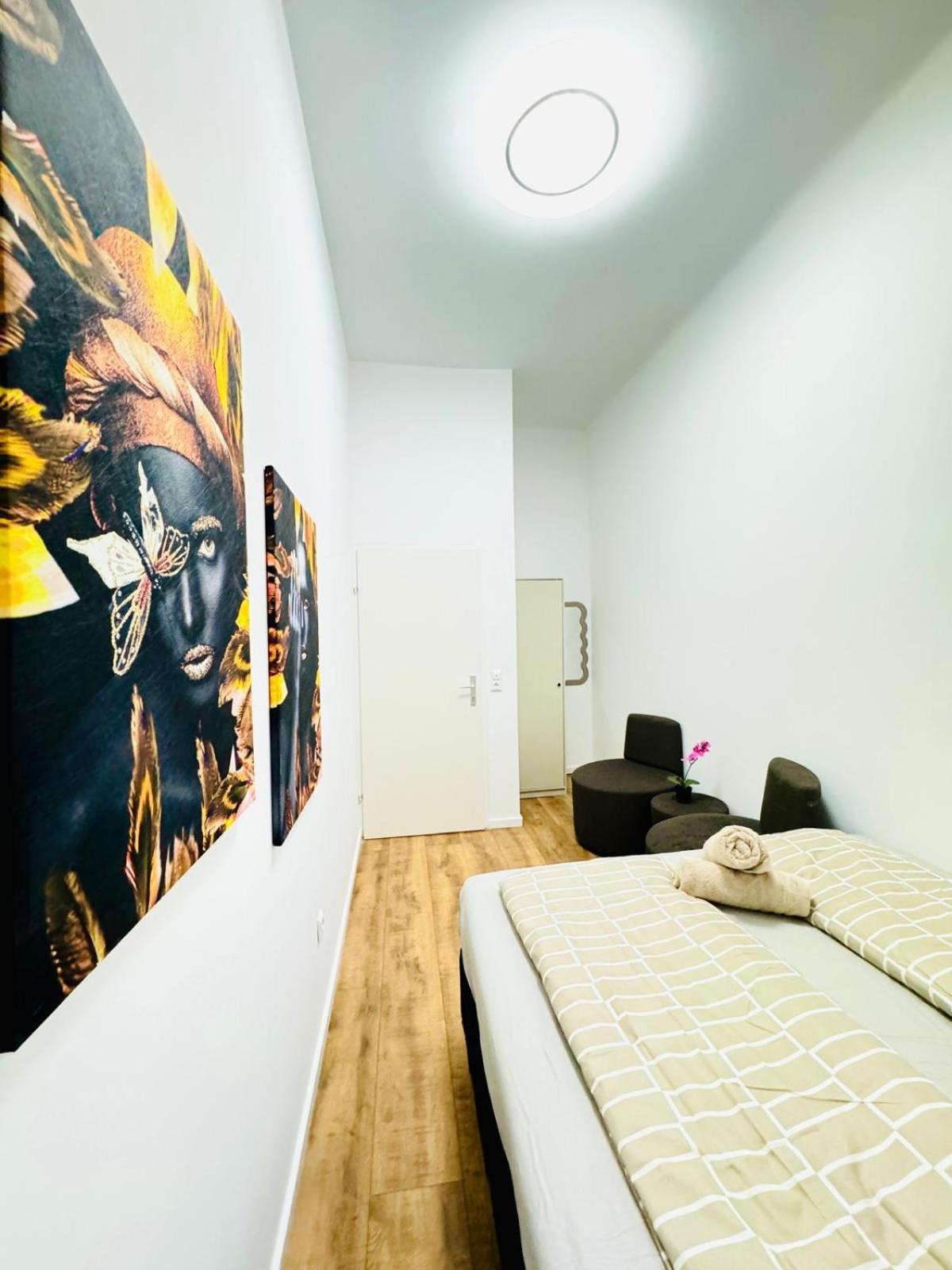 Cozy 9br Shared Apartment, Only 12min Walk To Augarten Wien